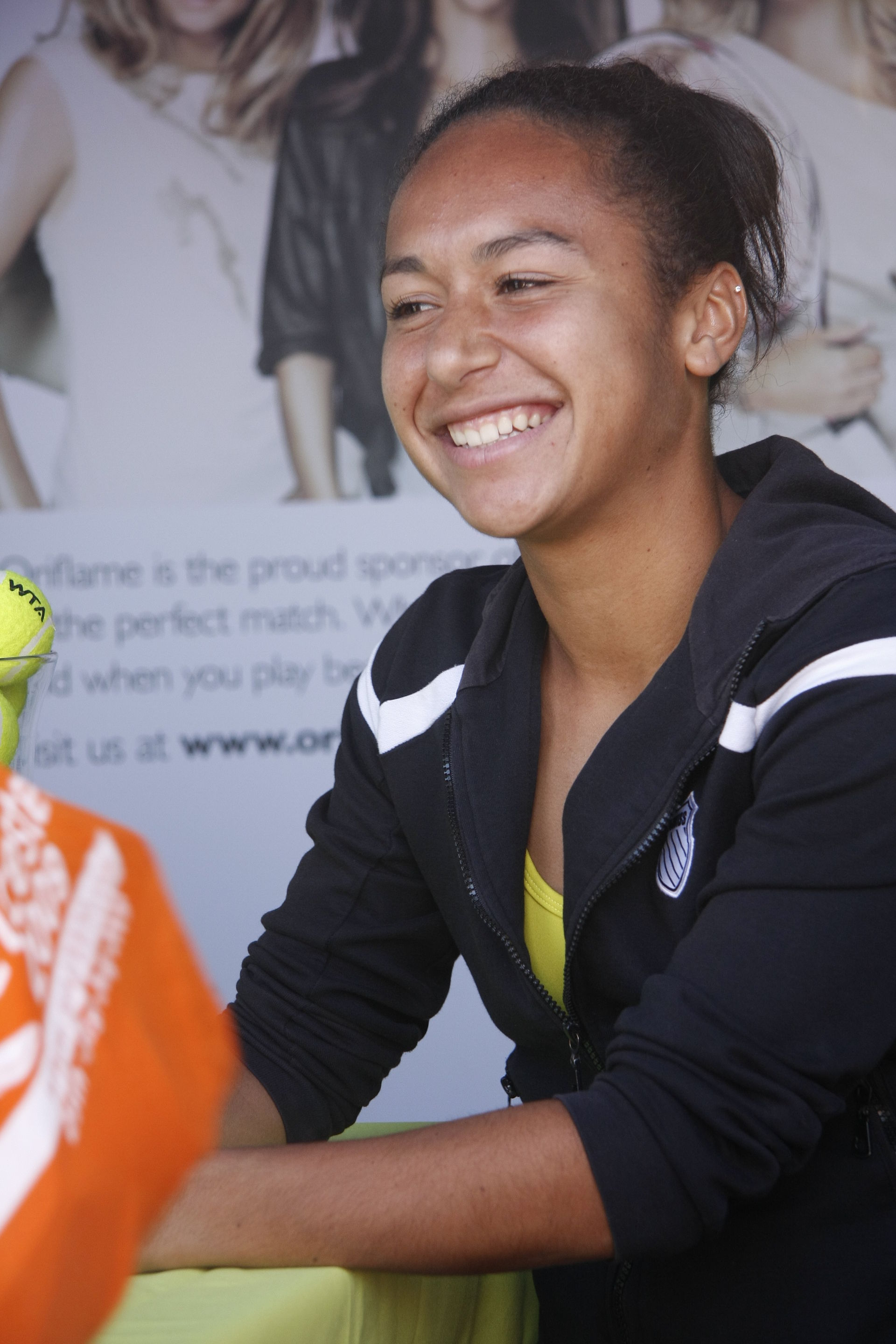 Imagem de referência de Heather Watson, descrito nos dados abertos como tenista britânica