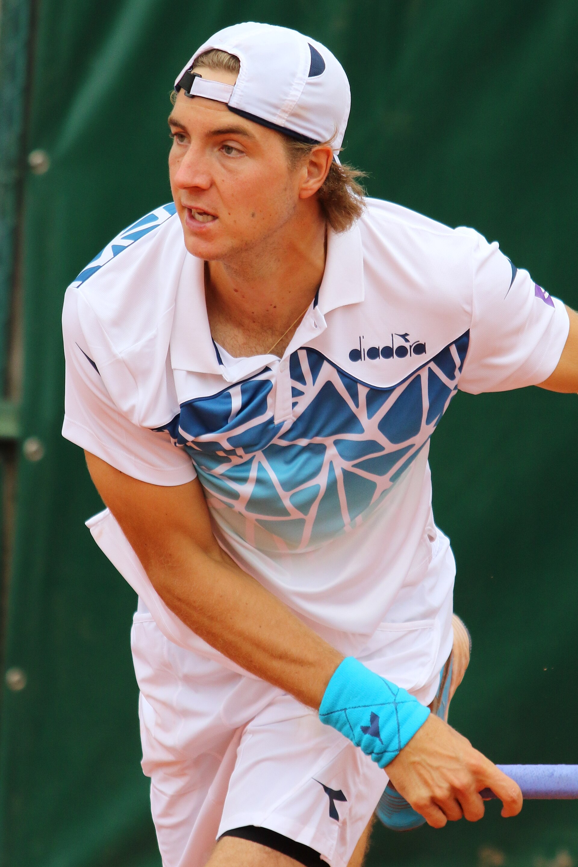 Imagem de referência de Jan-Lennard Struff, descrito nos dados abertos como tenista alemão