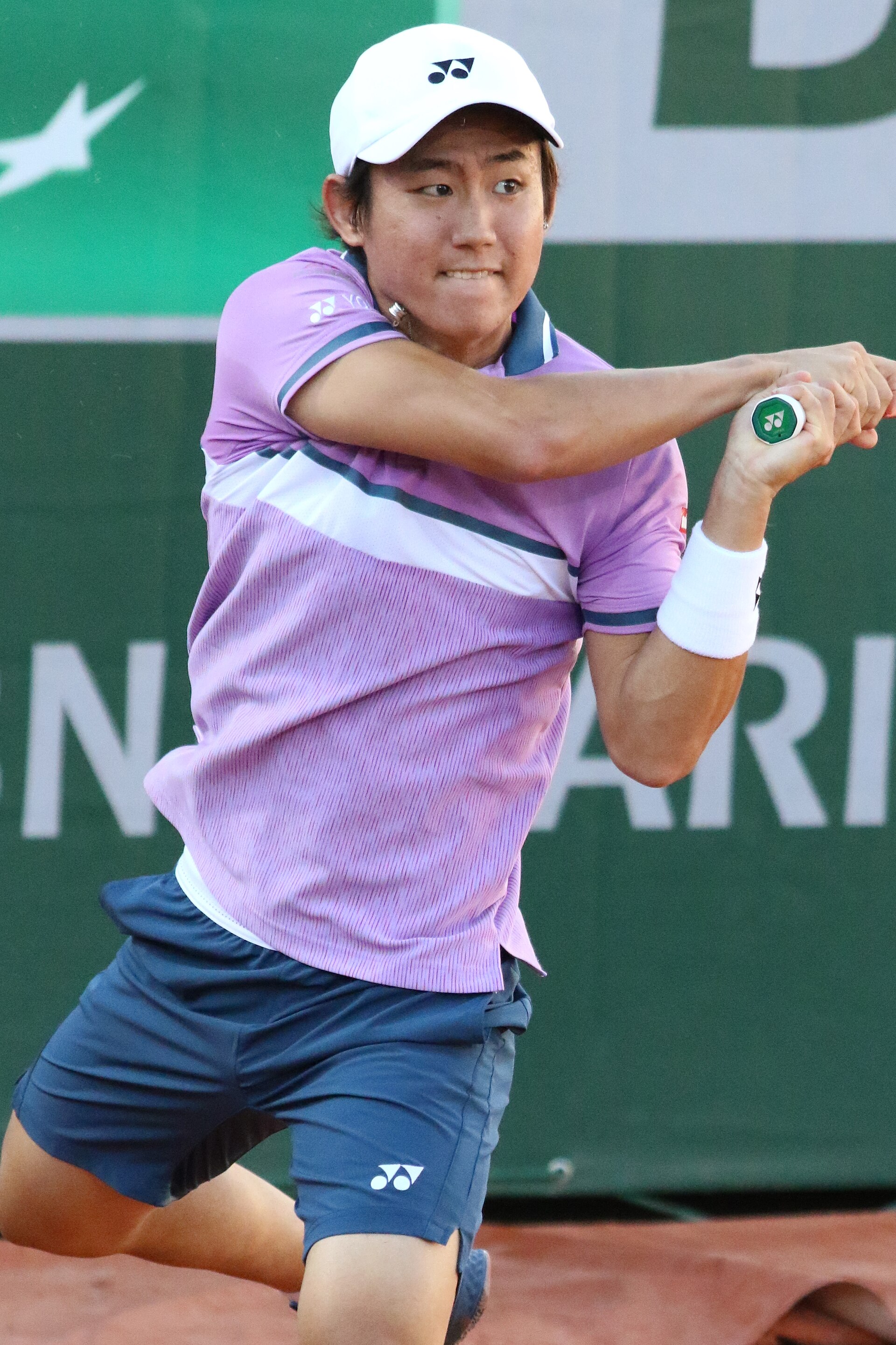 Imagem de referência de Yoshihito Nishioka, descrito nos dados abertos como tenista japonês
