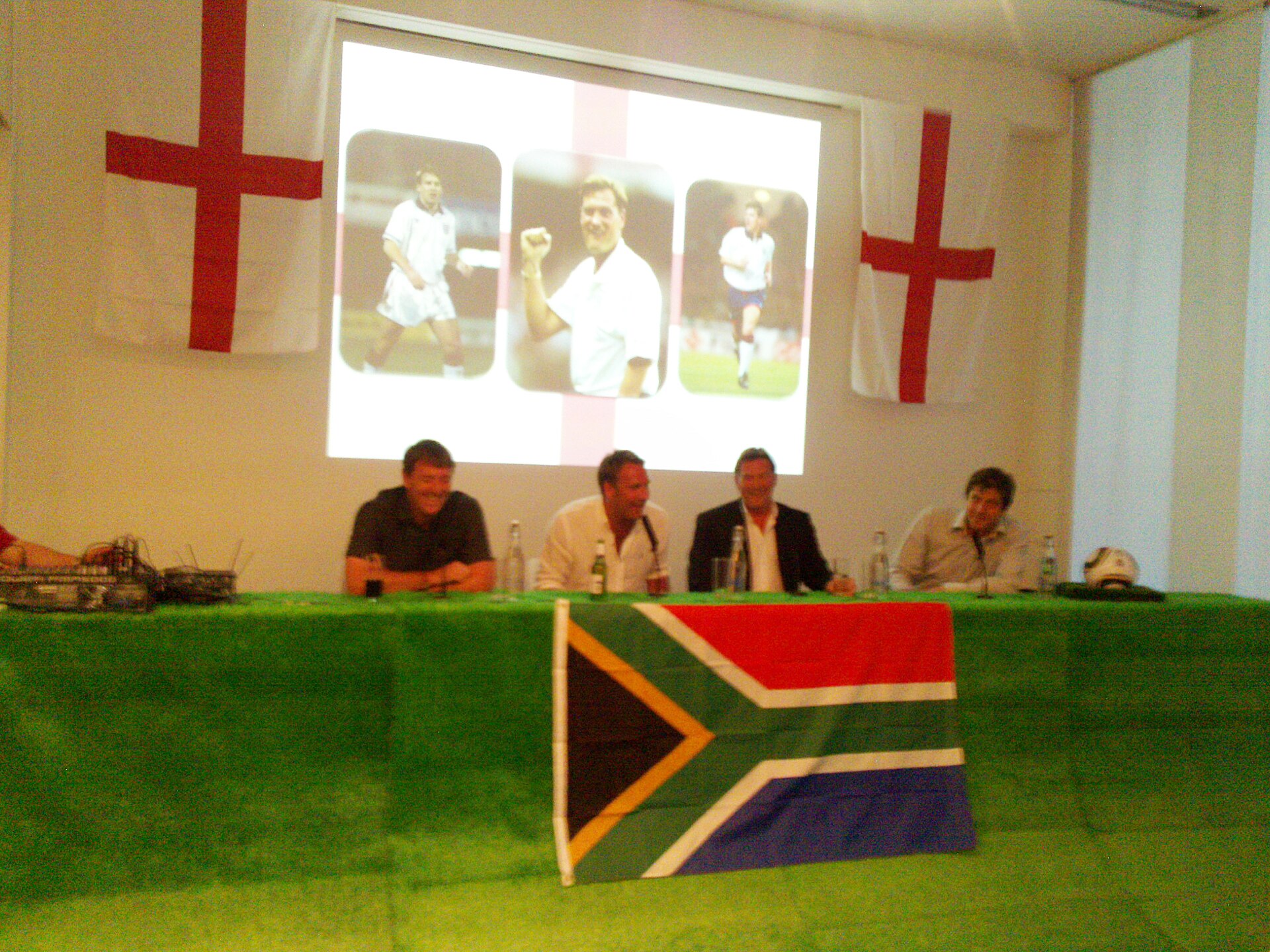 Imagem de referência relacionada a Matthew Le Tissier, item descrito como futebolista britânico