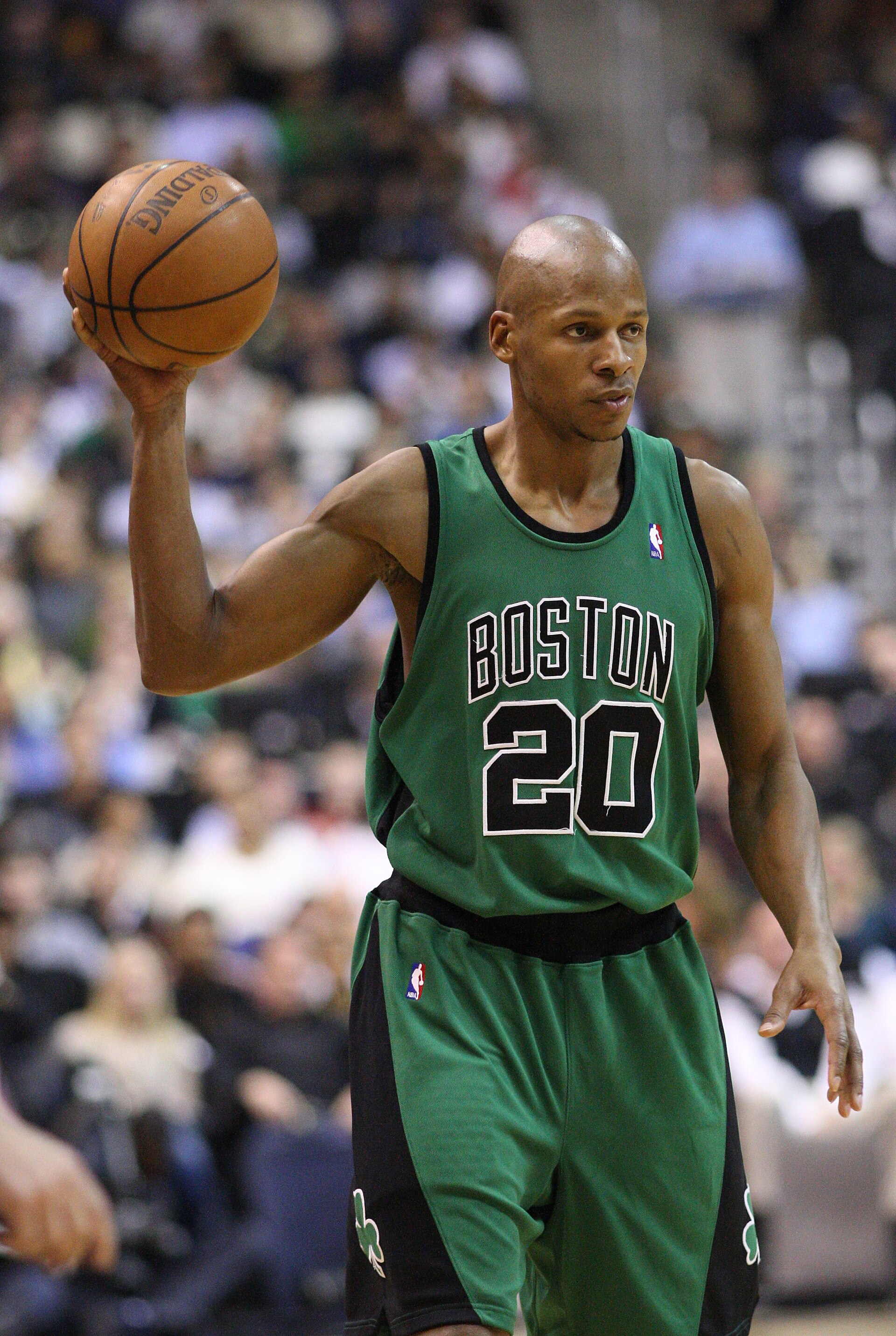 Imagem de referência relacionada a Ray Allen, item descrito como basquetebolista americano