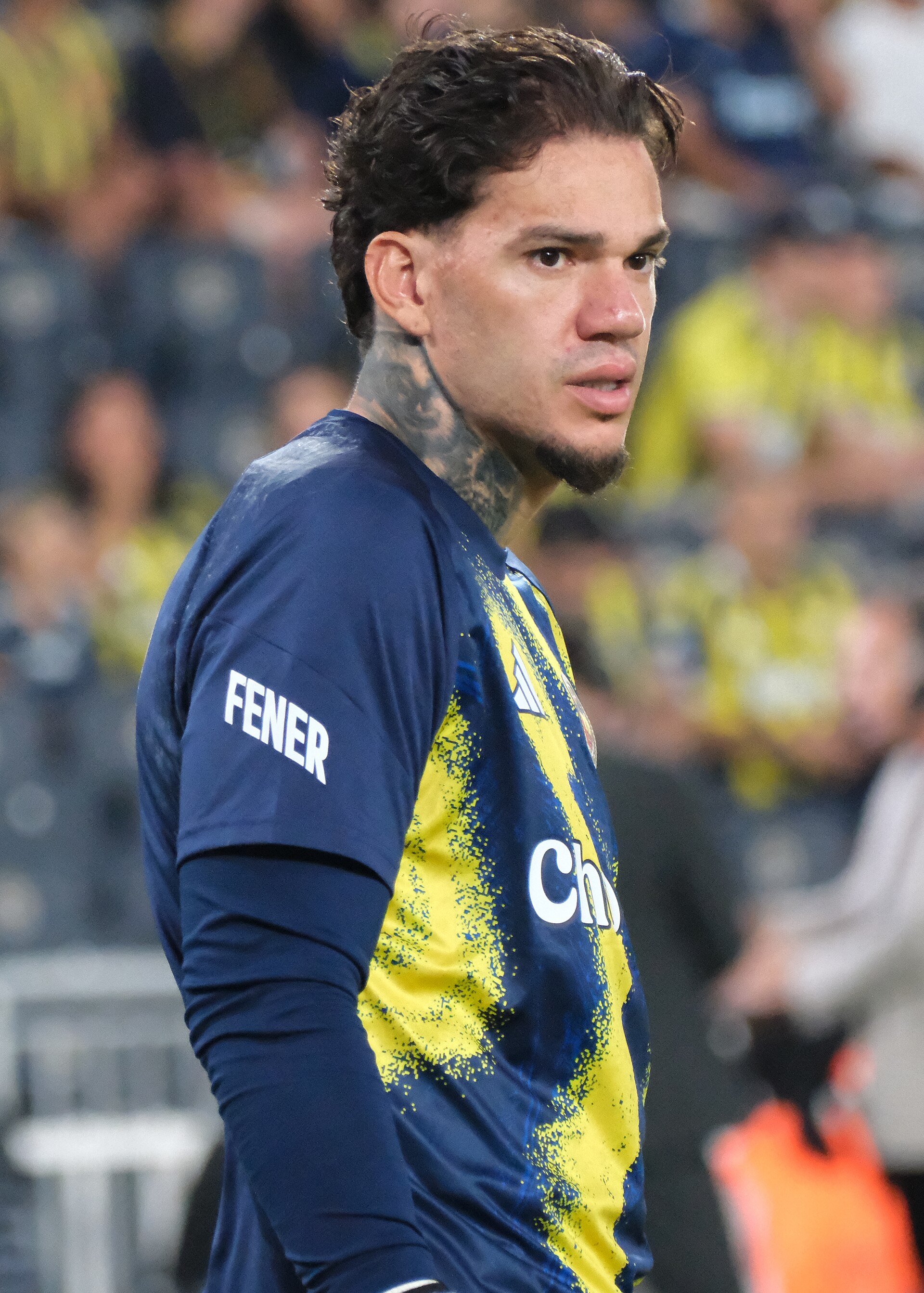 Imagem de referência de Ederson Moraes, descrito nos dados abertos como futebolista brasileiro
