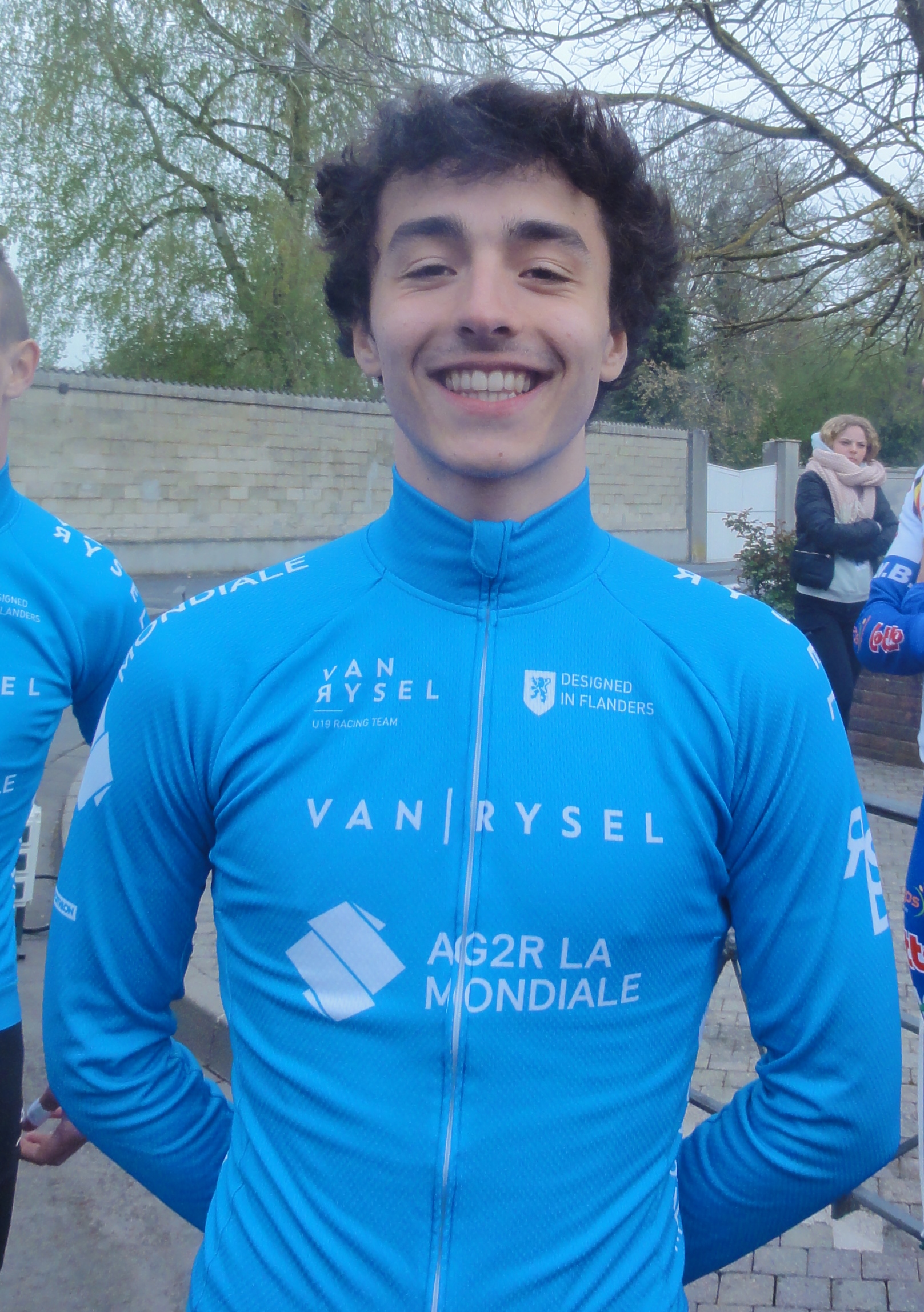 Imagem de referência de Hugo Toumire, descrito nos dados abertos como ciclista francês