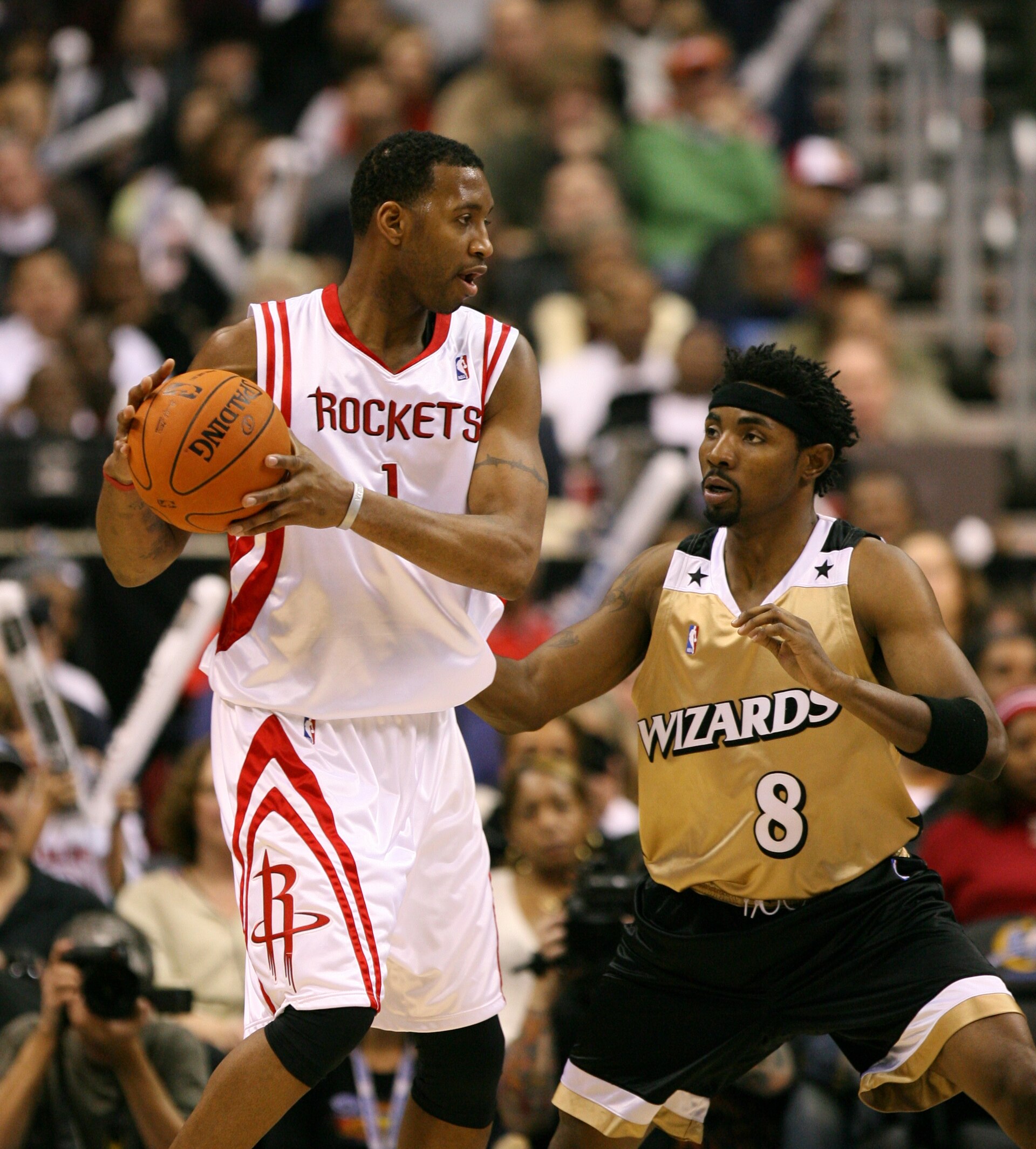 Imagem de referência relacionada a Tracy McGrady, item descrito como basquetebolista estadunidense