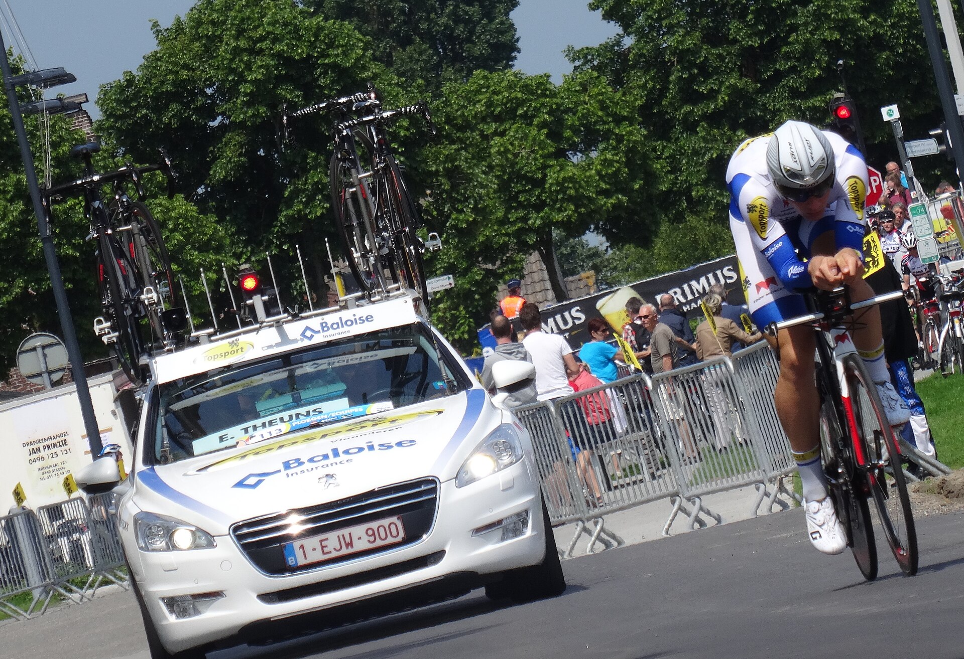 Imagem de referência de Edward Theuns, descrito nos dados abertos como ciclista belga