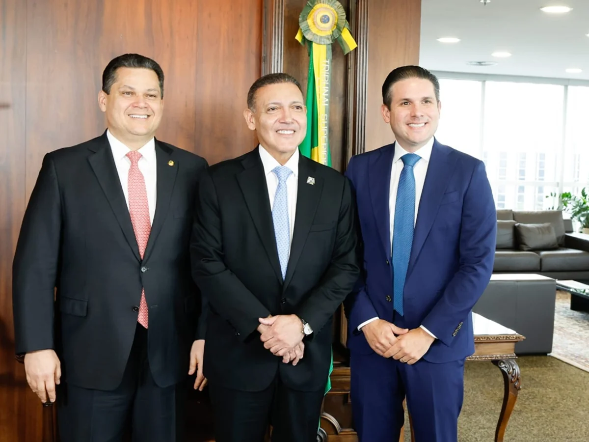 No dia do 2° turno, Nunes Marques recebe Motta e Alcolumbre no TSE