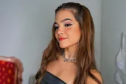 Mel Maia ironiza Thomaz Costa após ator pedir ajuda a Trump