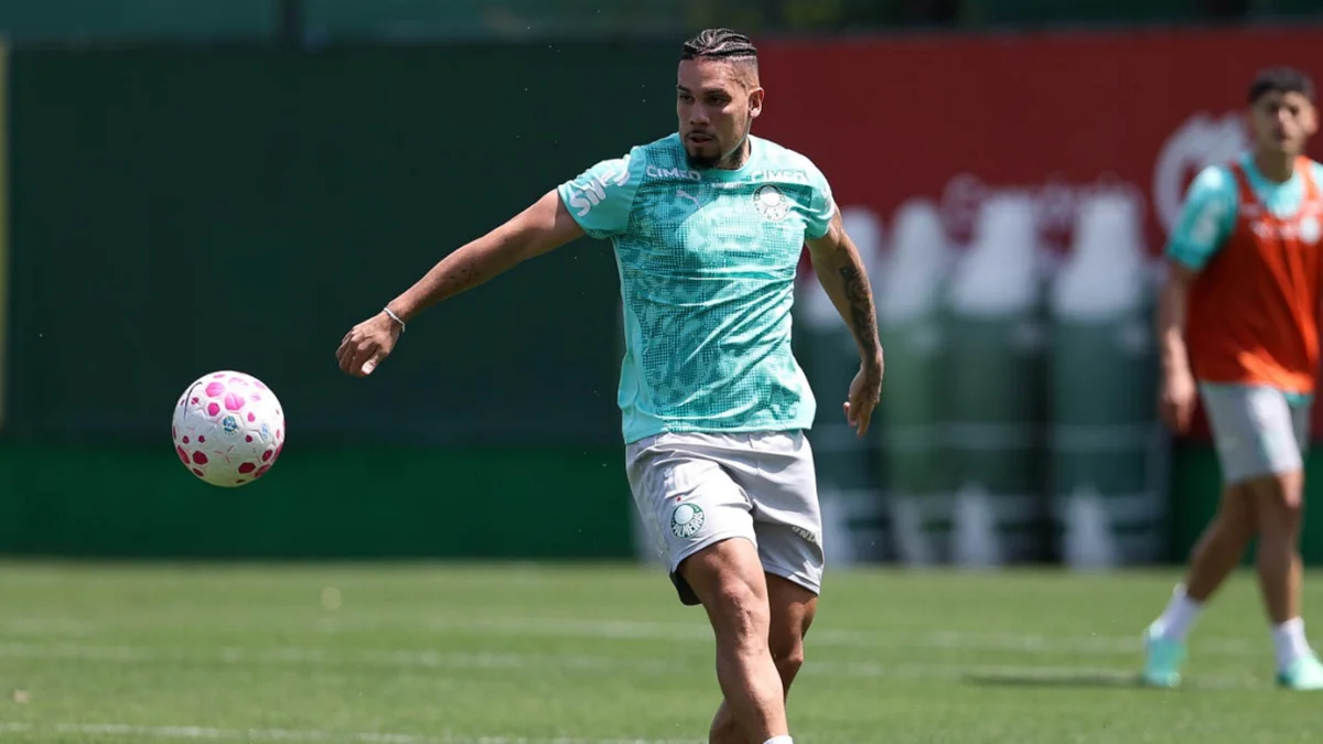 Paulinho indica retorno em Palmeiras x Corinthians: "Pronto para o Dérbi"