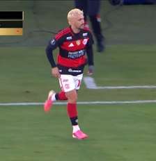 Arrascaesta volta a atuar pelo Flamengo após quase um mês afastado por uma cirurgia no punho Foto: Reprodução/ESPN