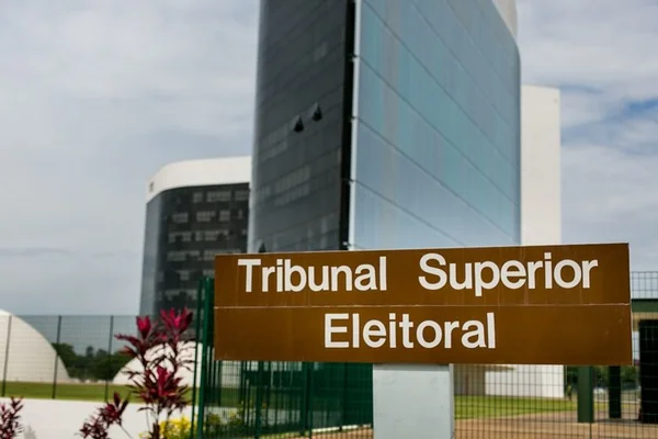 Mais de mil seções eleitorais são alteradas no 2º turno; metade no Nordeste