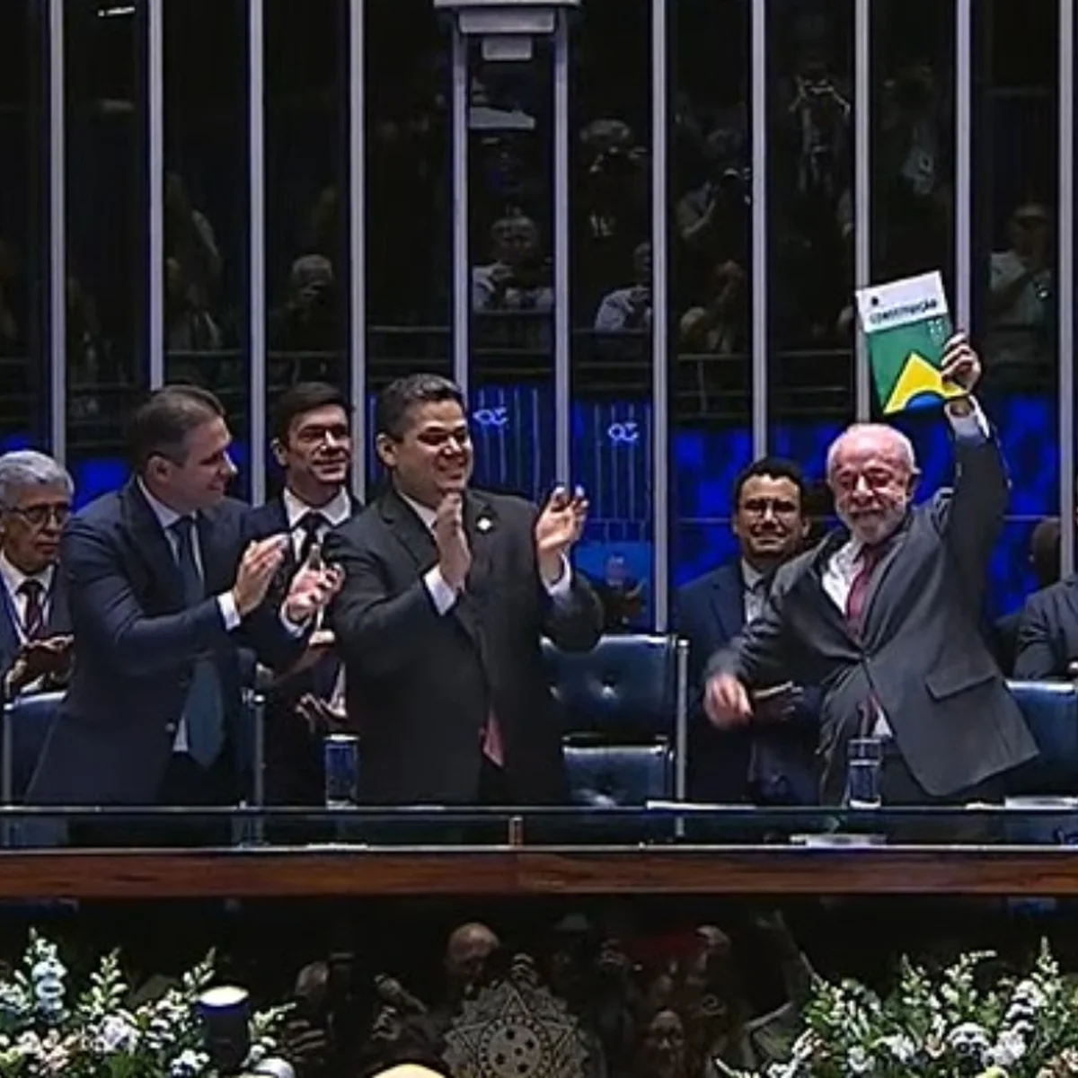 Lula compara fim da 6x1 com Constituinte: "Vitória da sociedade brasileira"