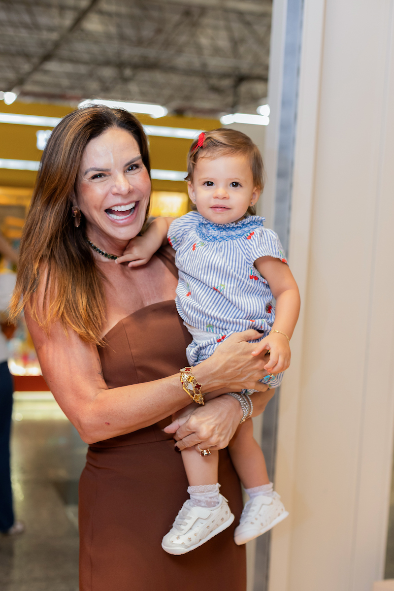 Claudia Salomão reúne convidadas em exposição da Emar Batalha na Inti