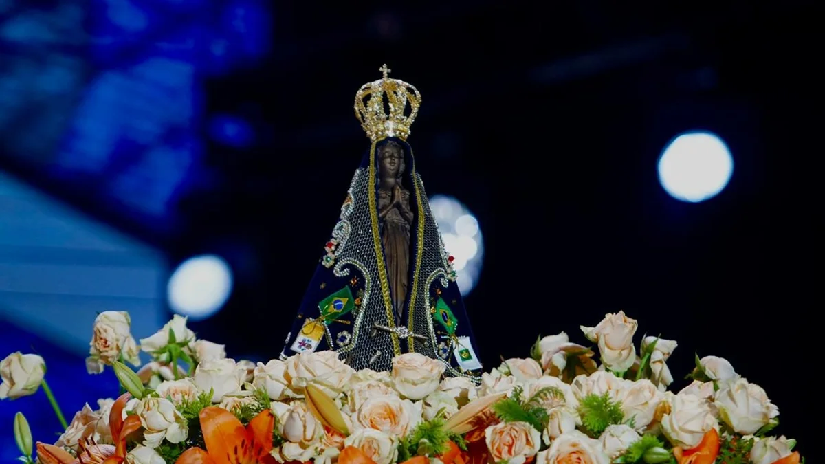 Dia de Nossa Senhora Aparecida no DF tem missas e show de Frei Gilson; veja