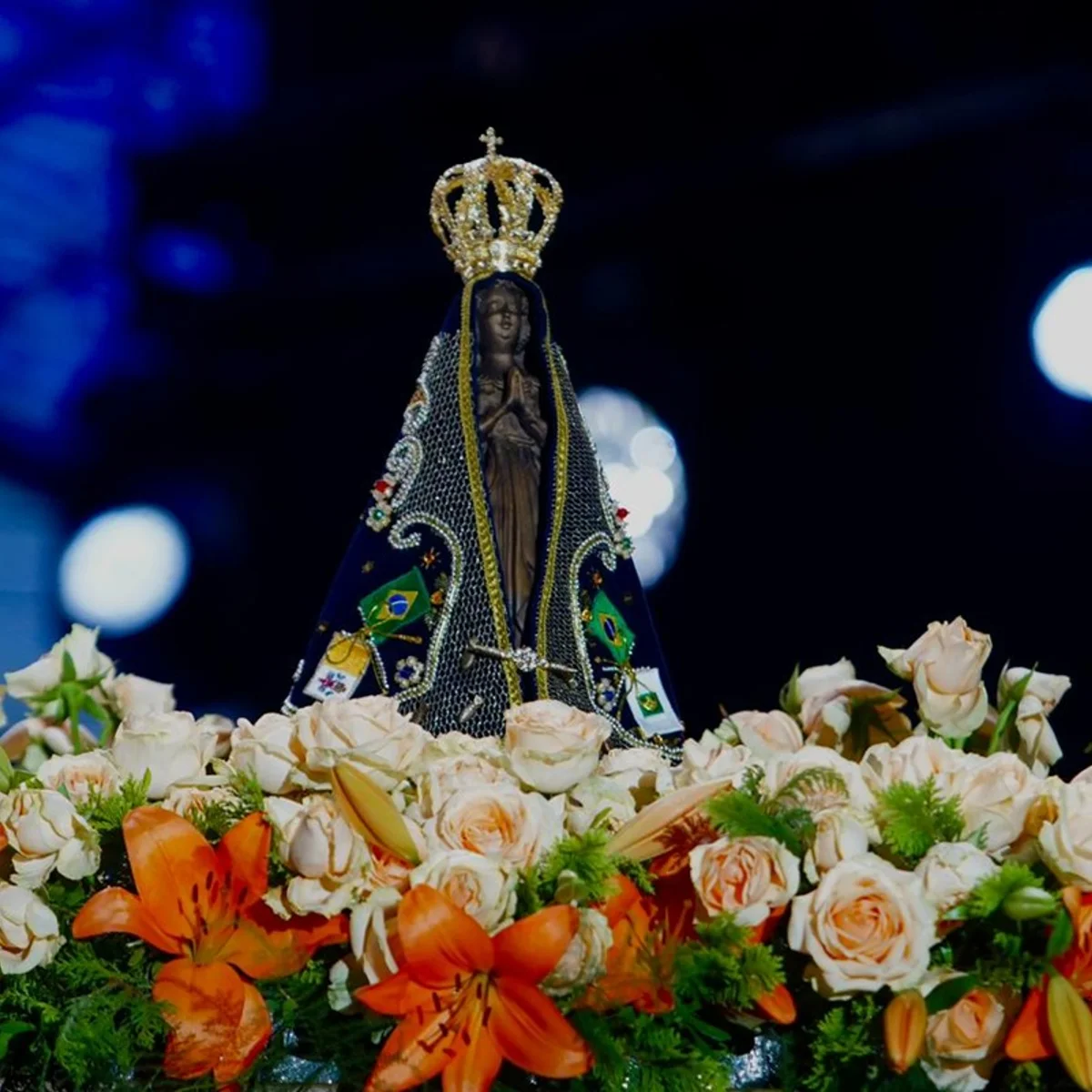 Dia de Nossa Senhora Aparecida no DF tem missas e show de Frei Gilson; veja