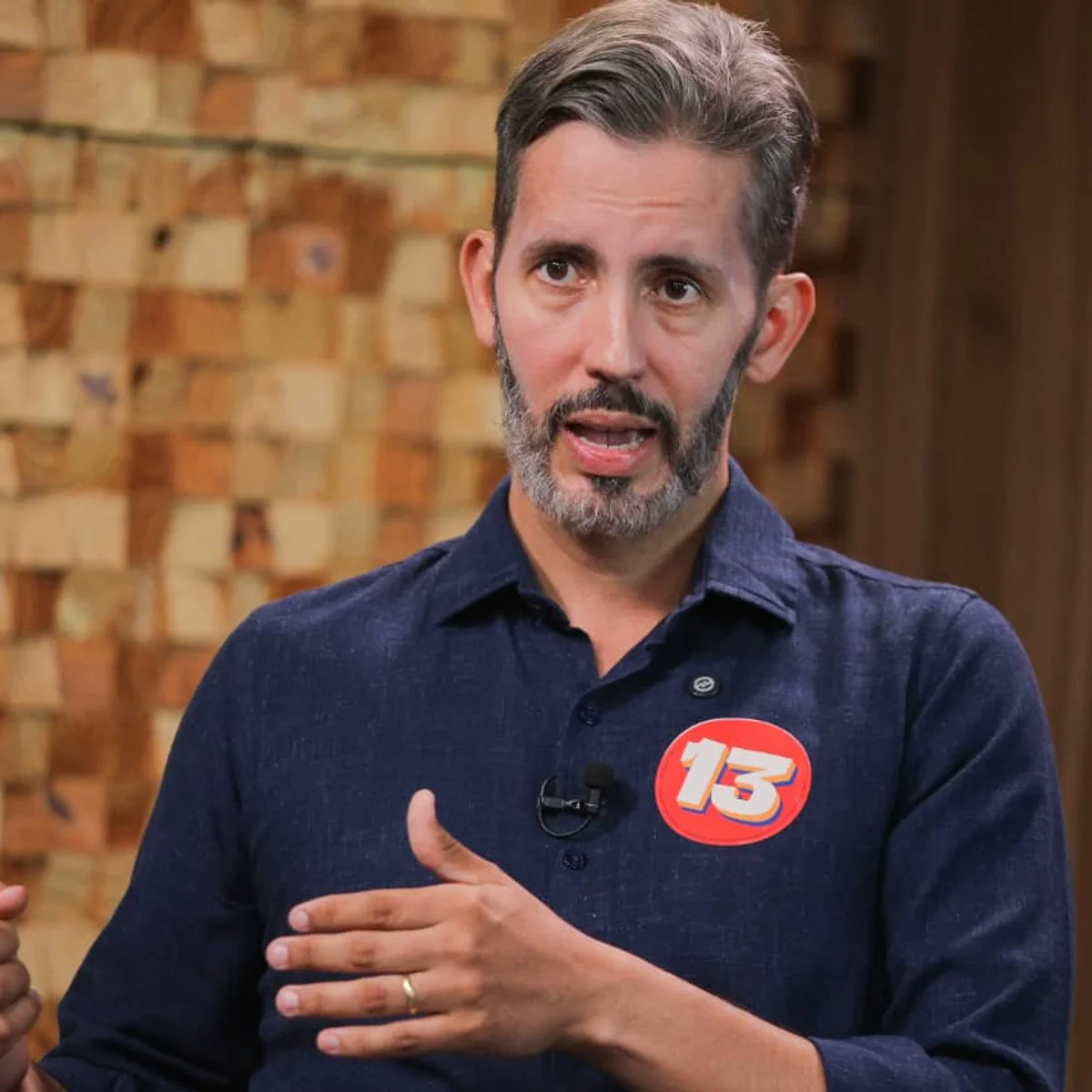 Grass mira votos nulos, brancos e de rivais para vencer segundo turno no DF