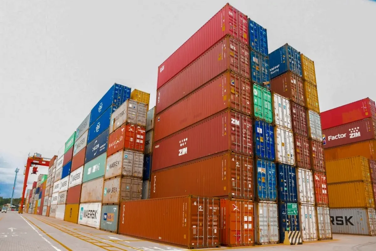 Efeito do tarifaço: exportações dos EUA caem 13% no 1° semestre