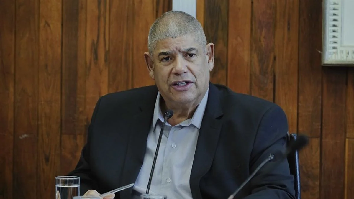 Operação apura supostas regalias em cadeia onde Milton Leite está preso